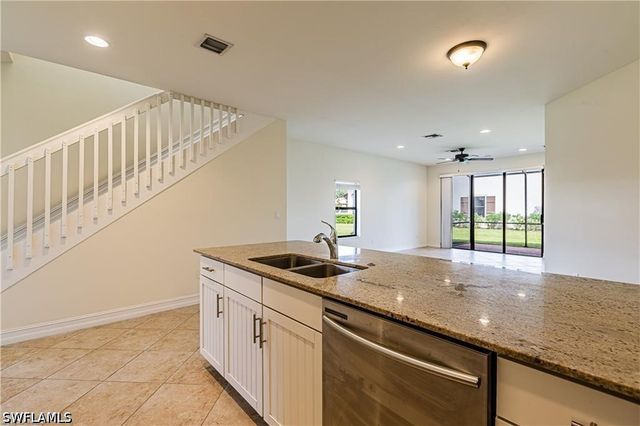 7738 Bristol CIR, Naples, FL 34120