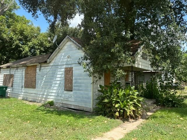4421 Leffingwell Street, Houston, TX 77026