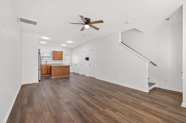 147 Ofner Dr, La Vergne, TN 37086