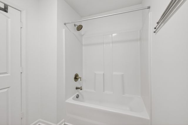 147 Ofner Dr, La Vergne, TN 37086