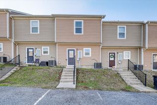 147 Ofner Dr, La Vergne, TN 37086