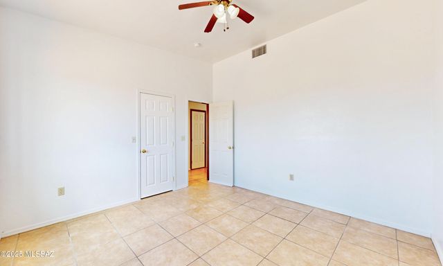 886 Oaxaca Court, Rio Rico, AZ 85648