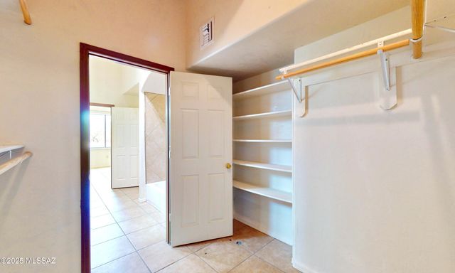 886 Oaxaca Court, Rio Rico, AZ 85648