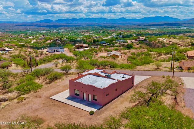 886 Oaxaca Court, Rio Rico, AZ 85648
