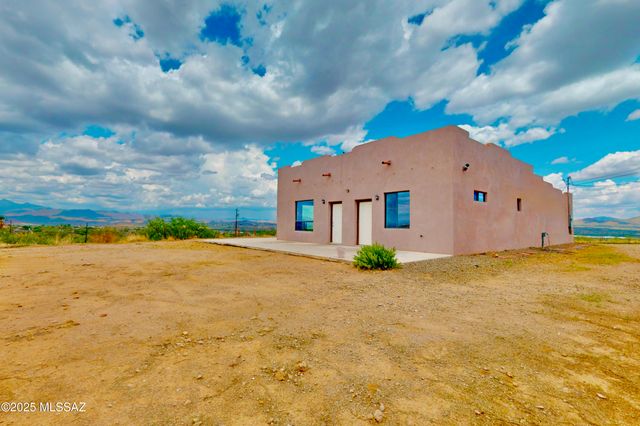 886 Oaxaca Court, Rio Rico, AZ 85648