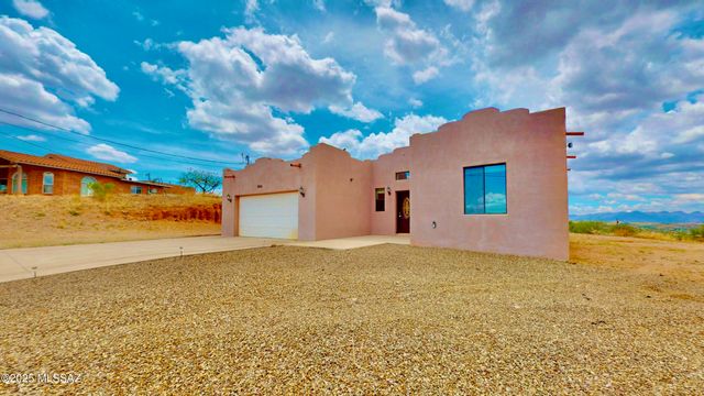 886 Oaxaca Court, Rio Rico, AZ 85648