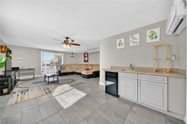 3001 Merritt Avenue, Las Vegas, NV 89102