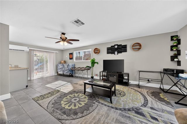 3001 Merritt Avenue, Las Vegas, NV 89102