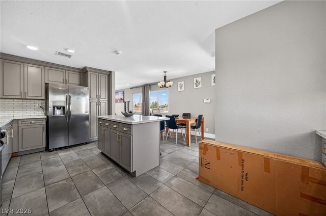 3001 Merritt Avenue, Las Vegas, NV 89102