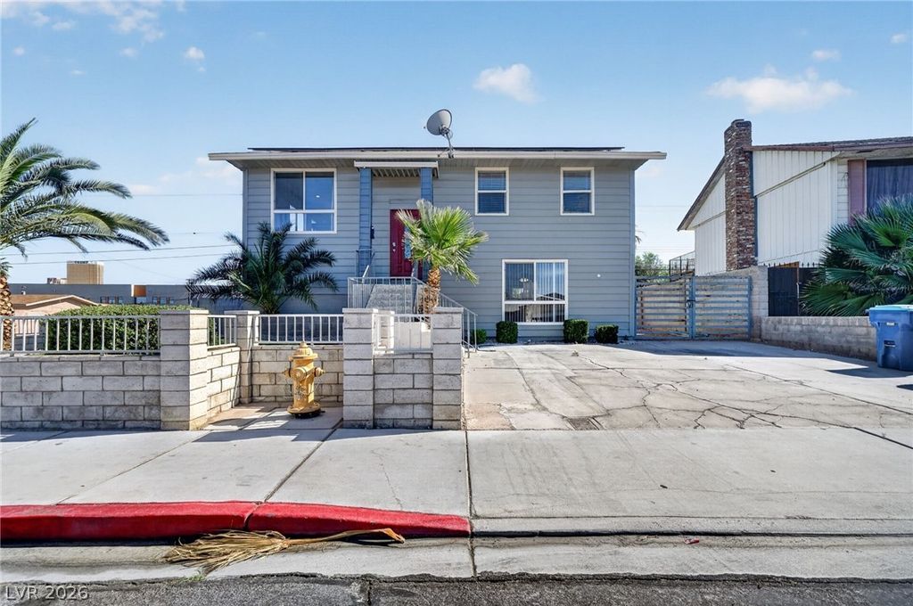 3001 Merritt Avenue, Las Vegas, NV 89102