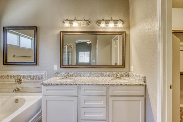 14191 EARL CHOKISKI, El Paso, TX 79938