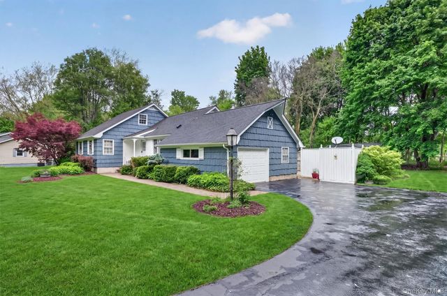 21 Saddle Ridge Drive, Hopewell Junction, NY 12533