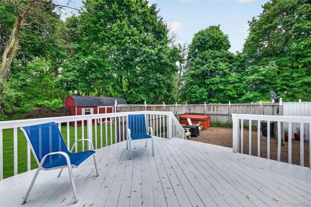 21 Saddle Ridge Drive, Hopewell Junction, NY 12533