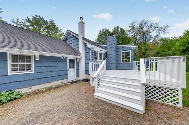21 Saddle Ridge Drive, Hopewell Junction, NY 12533
