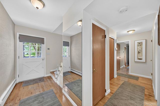 21 Saddle Ridge Drive, Hopewell Junction, NY 12533