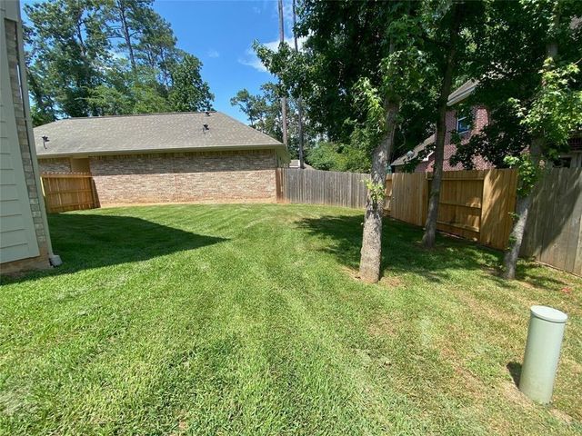 13443 Greenbrier Drive, Montgomery, TX 77356