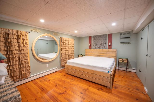 32 Old Town Road, Dover, VT 05356