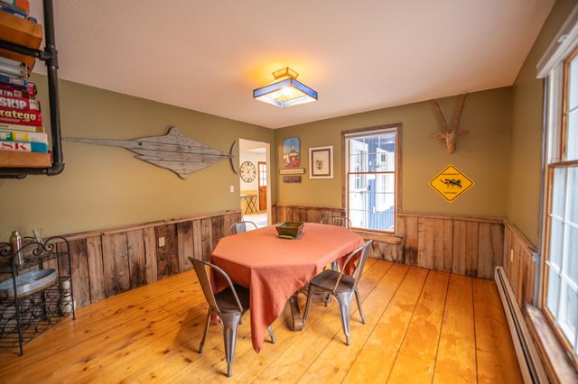 32 Old Town Road, Dover, VT 05356