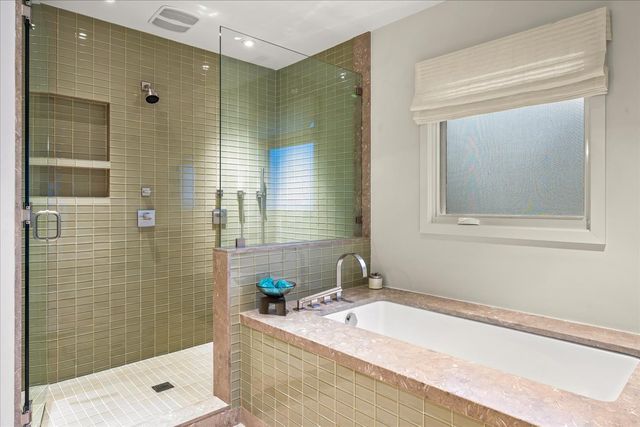 1643 Sylvester Place, Highland Park, IL 60035