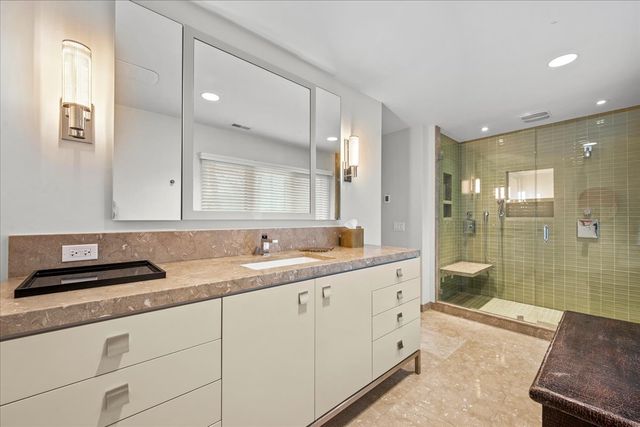 1643 Sylvester Place, Highland Park, IL 60035