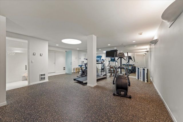1643 Sylvester Place, Highland Park, IL 60035