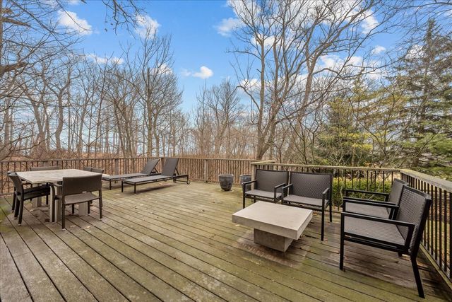 1643 Sylvester Place, Highland Park, IL 60035