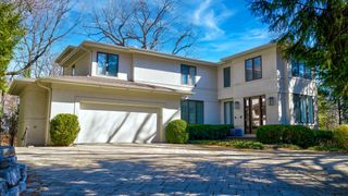 1643 Sylvester Place, Highland Park, IL 60035