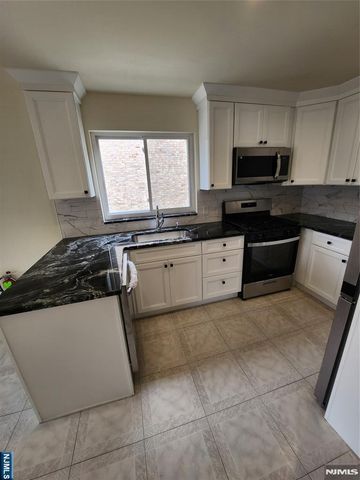 440 Brinkerhoff Avenue A, Fort Lee, NJ 07024
