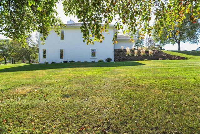 3601 Pebble Hills Drive, Fergus Falls, MN 56537