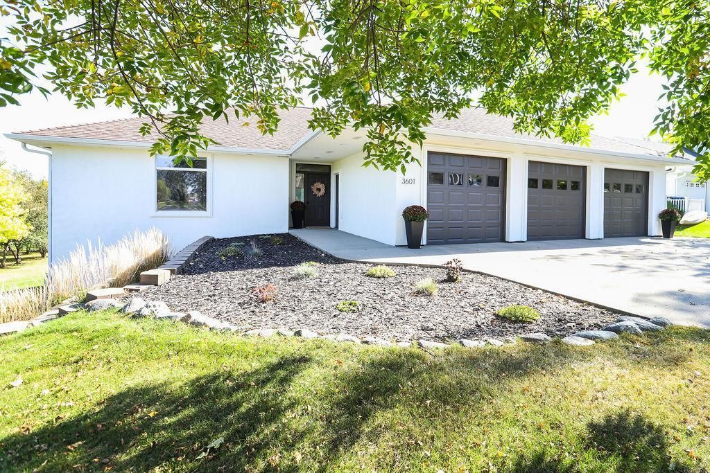 3601 Pebble Hills Drive, Fergus Falls, MN 56537