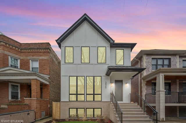 3920 N Bell Avenue, Chicago, IL 60618