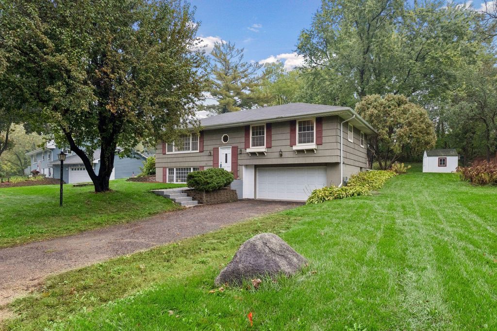 5603 Woodland Road, Minnetonka, MN 55345 — exterior