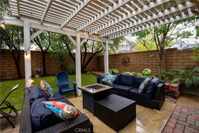 6755 Cowboy Street, Simi Valley, CA 93063