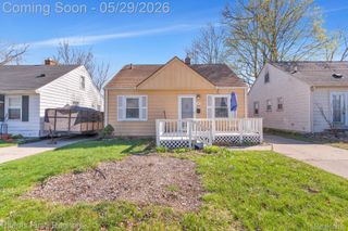 24047 Stanford Street, Dearborn Heights, MI 48125