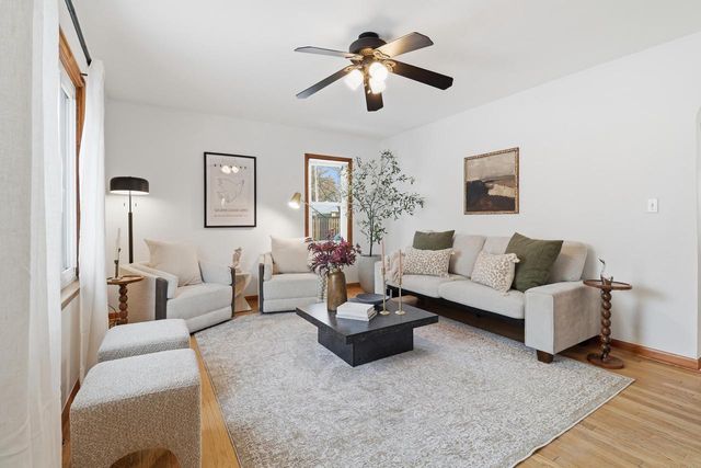 835 E Holt AVENUE, Milwaukee, WI 53207