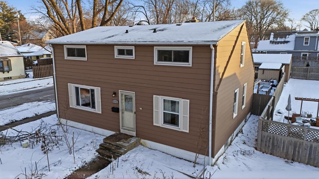 835 E Holt AVENUE, Milwaukee, WI 53207