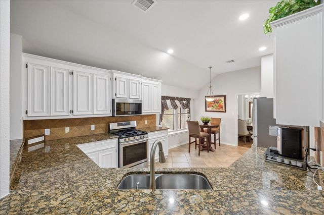 9411 Comstock Meadows Drive, Houston, TX 77095