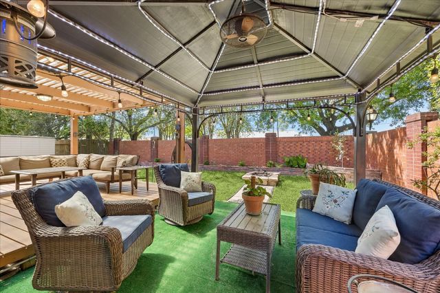 9411 Comstock Meadows Drive, Houston, TX 77095