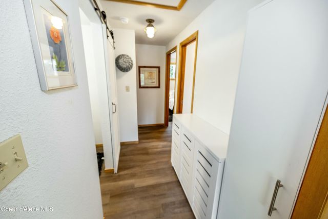 733 Hagman Rd, Nordman, ID 83848