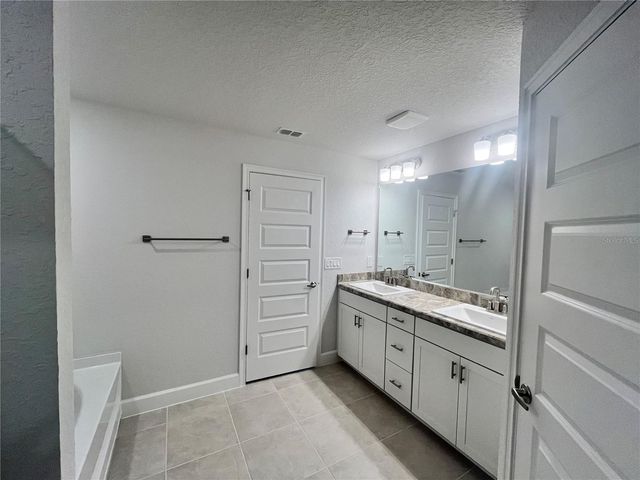 16376 SE 92ND TERRACE, Summerfield, FL 34491