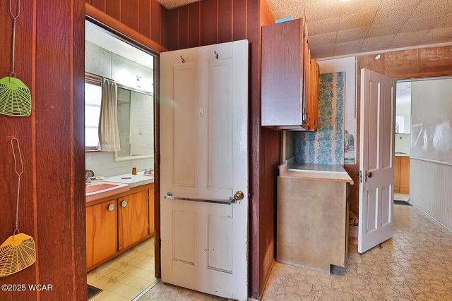 2105 Dutch Hollow Road, Lima, OH 45807