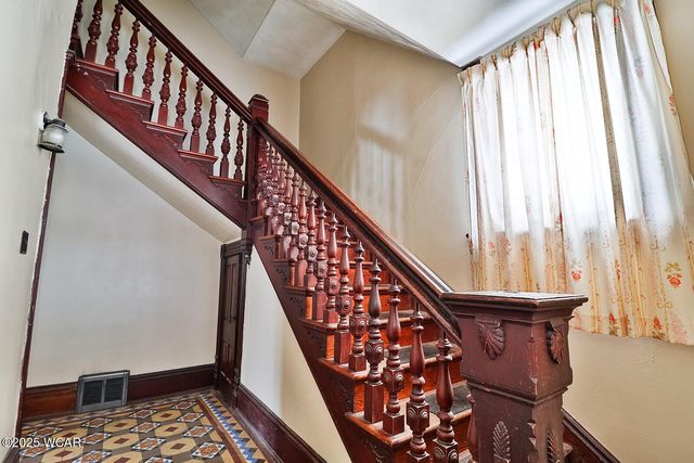 2105 Dutch Hollow Road, Lima, OH 45807