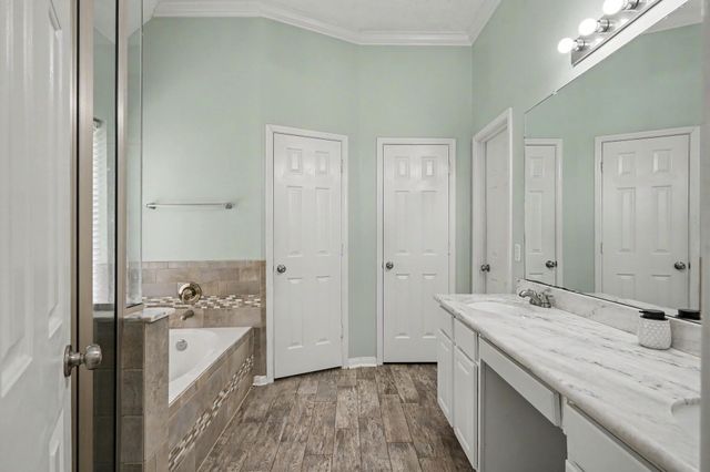 31535 Crestwood Park, Conroe, TX 77385