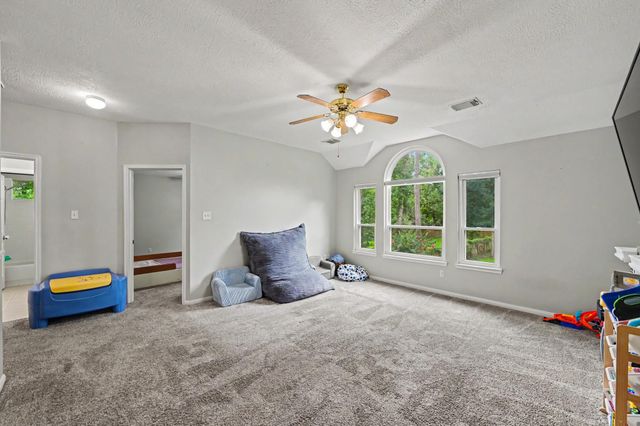 31535 Crestwood Park, Conroe, TX 77385