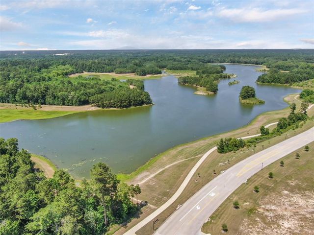 31535 Crestwood Park, Conroe, TX 77385