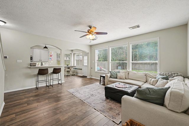 31535 Crestwood Park, Conroe, TX 77385
