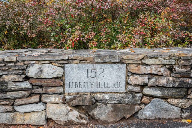 152 Liberty Hill Road, Bedford, NH 03110