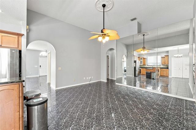 514 GREG STREET, Valrico, FL 33594