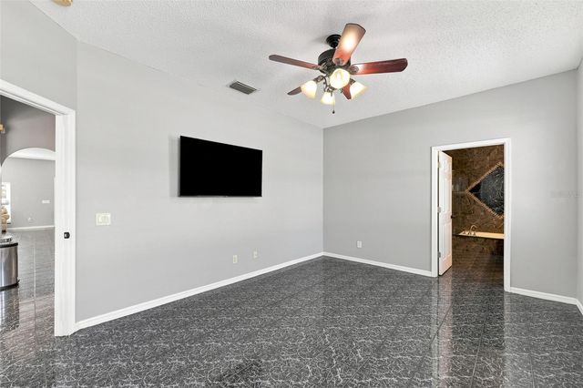 514 GREG STREET, Valrico, FL 33594