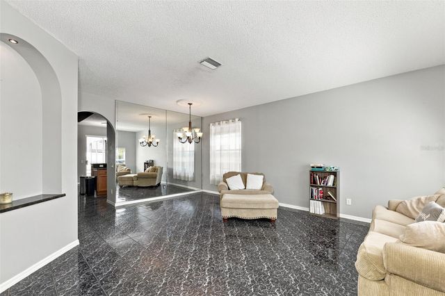 514 GREG STREET, Valrico, FL 33594
